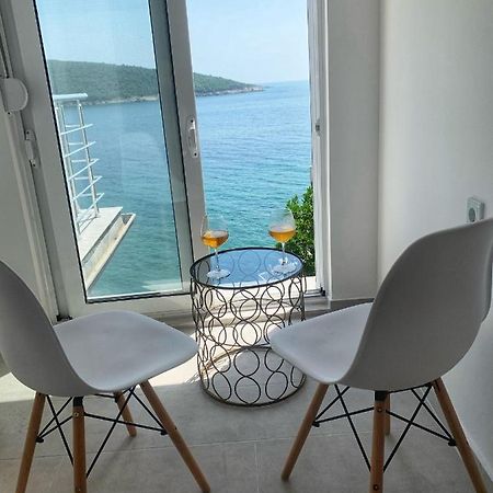 Azzure Apartment Ulcinj Exterior photo