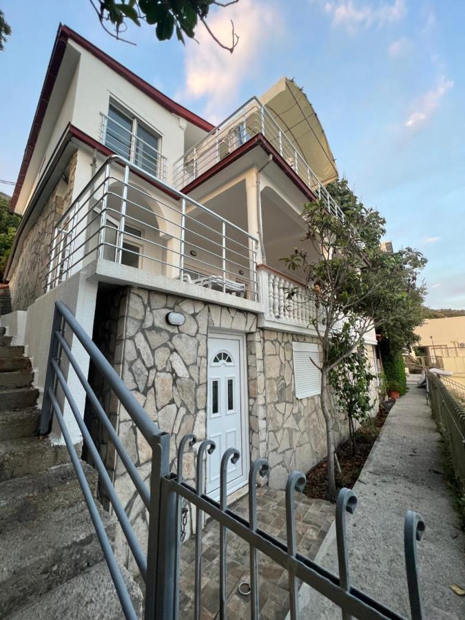 Azzure Apartment Ulcinj Exterior photo