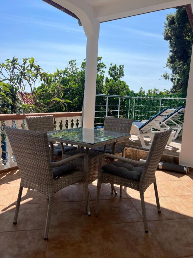 Azzure Apartment Ulcinj Exterior photo