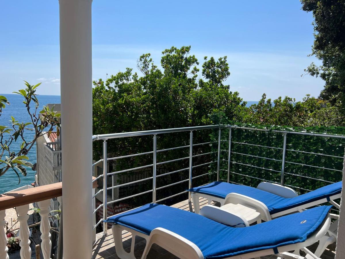 Azzure Apartment Ulcinj Exterior photo