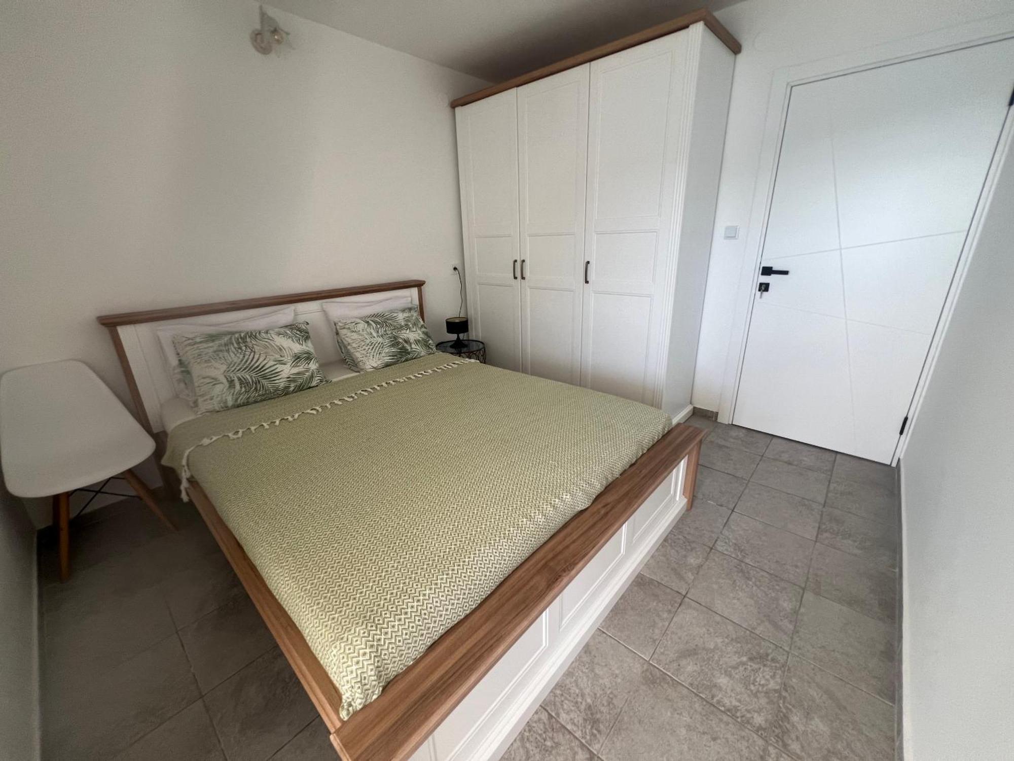 Azzure Apartment Ulcinj Exterior photo